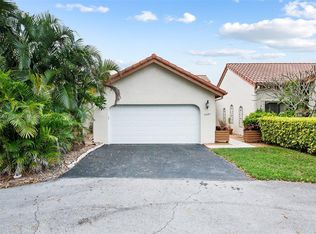 23281 Water Cir, Boca Raton, FL 33486