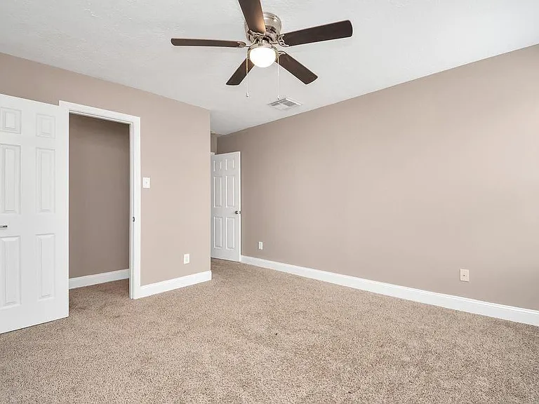 1914 Lenora Ct — Photo 36