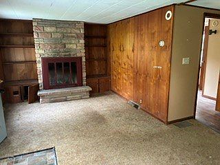 4th image of 481 Crocker Hill Rd
