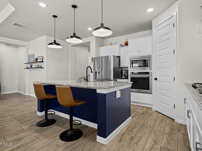 12863 Ivelet Ct — Photo 16