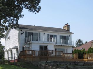 248 Lippincott Ln, Fox Lake, IL