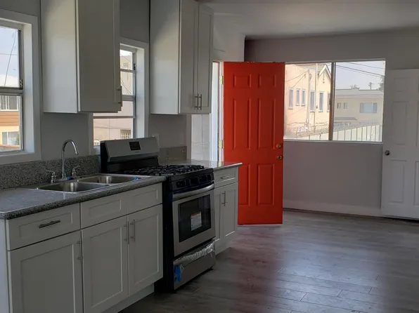 272 W 41st St, Los Angeles, CA 90037