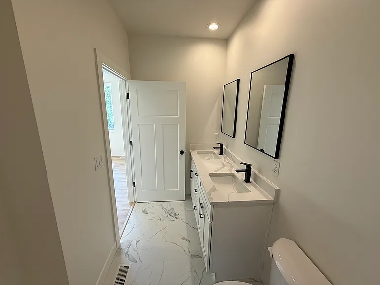 358 W Ashbrook Dr #1 — Photo 14