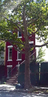 Sold by Realty Collective | media 7