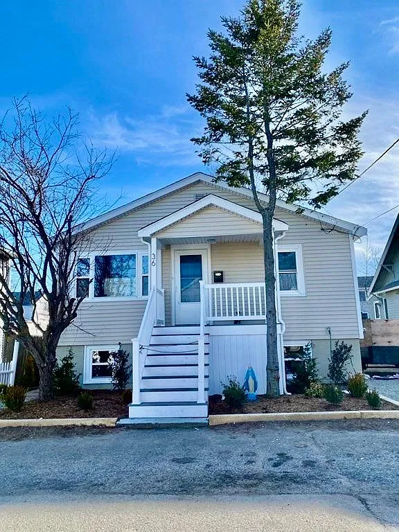 4 bed, 1500 sqft, $4,150 — Photo 3