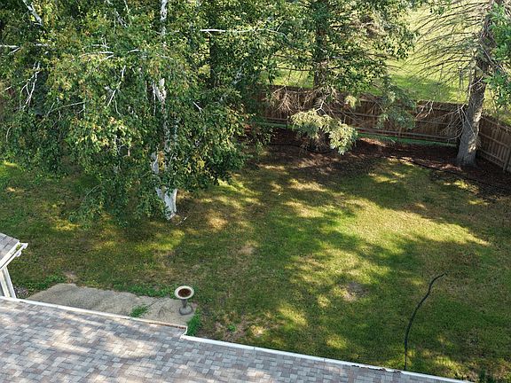 5th image of 504 19th Ave SW
