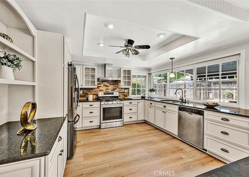 1st image of 14871 Foxcroft Rd