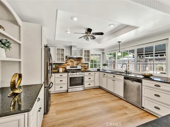 14871 Foxcroft Rd, Tustin, CA 92780