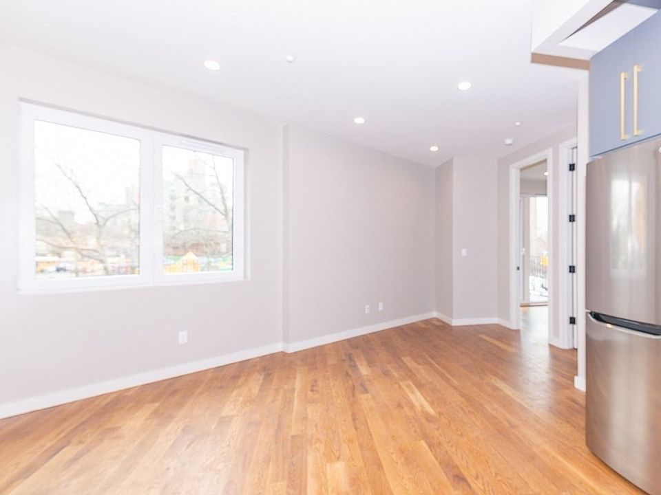 1st image of 850 Flushing Ave #D2