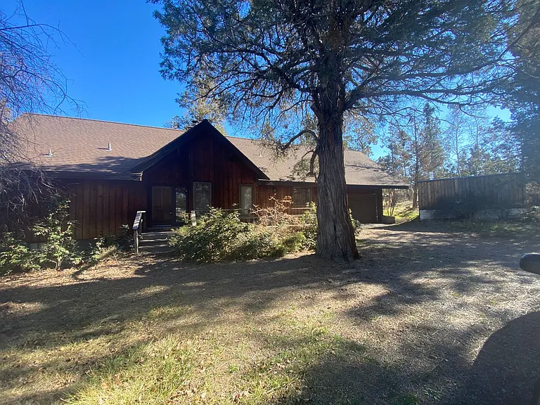 63980 N Highway 97 — Photo 12
