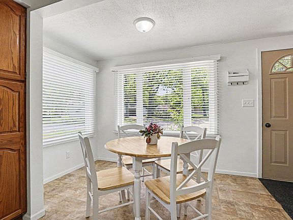 4th image of 1306 27th St