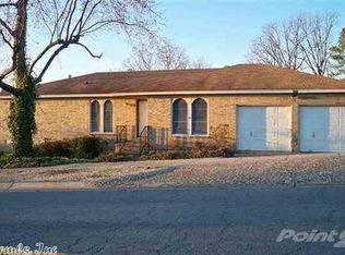 9320 Northgate Dr, Little Rock, AR 72227