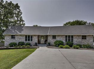 1510 Lake Viking Ter, Gallatin, MO 64640