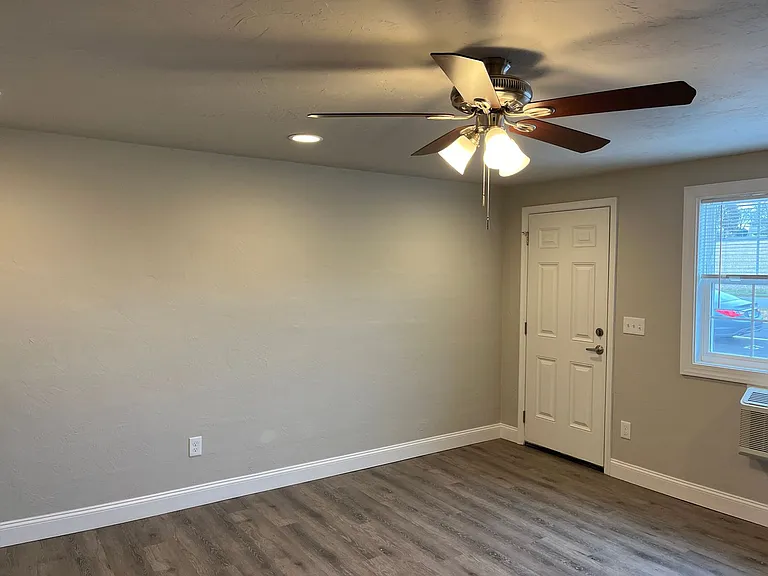 Salem Run Apartments - Phase 1 — Photo 45