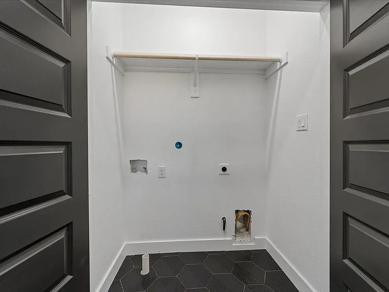 1010 Calvin Ave #B — Photo 18