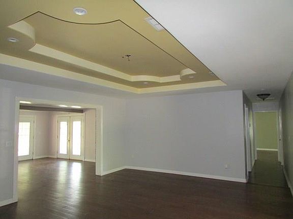 5th image of 1321 S Kansas Ave