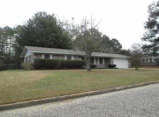 304 Victoria Dr, Enterprise, AL 36330