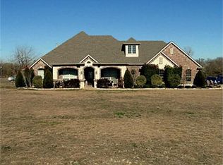 805 Conestoga Trl, Rhome, TX 76078