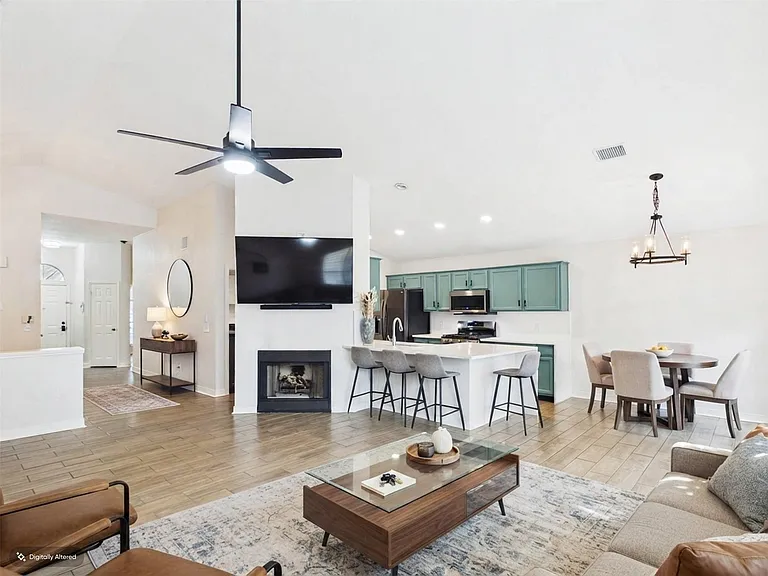 7400 Crepe Myrtle Dr — Photo 5