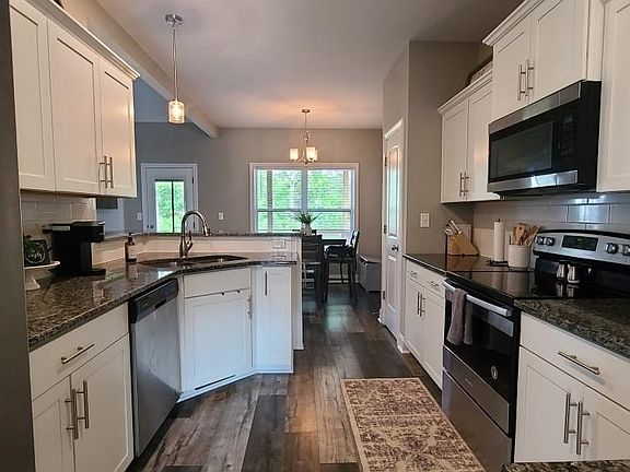 5th image of 1308 Sussex Dr