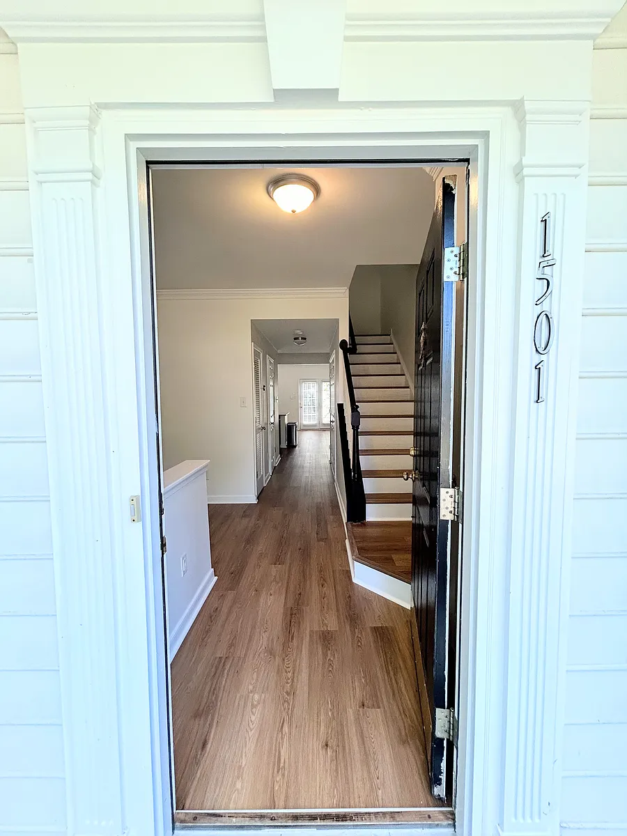 Entrance - 1501 Olde Sage Ct
