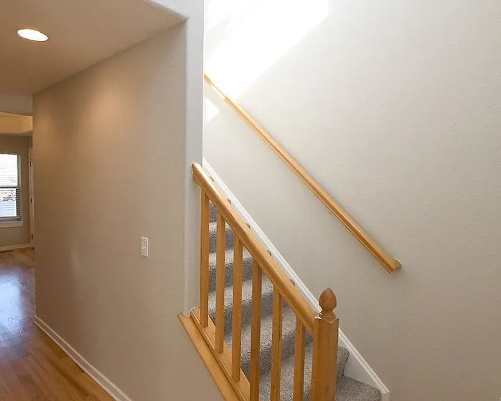 2657 Ulster St — Photo 9