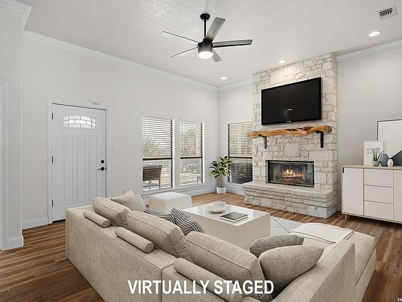 5th image of 219 Victoria Dr