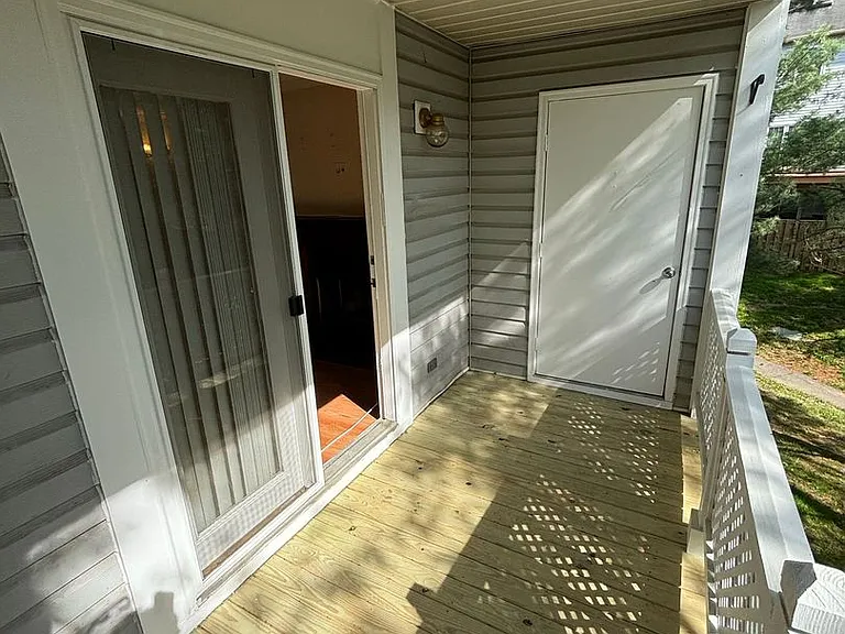 12220 Eagles Nest Ct #F — Photo 22
