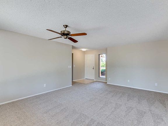 4th image of 9633 W Taro Ln