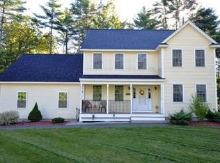 6 Alyssa Dr, Townsend, MA 01469