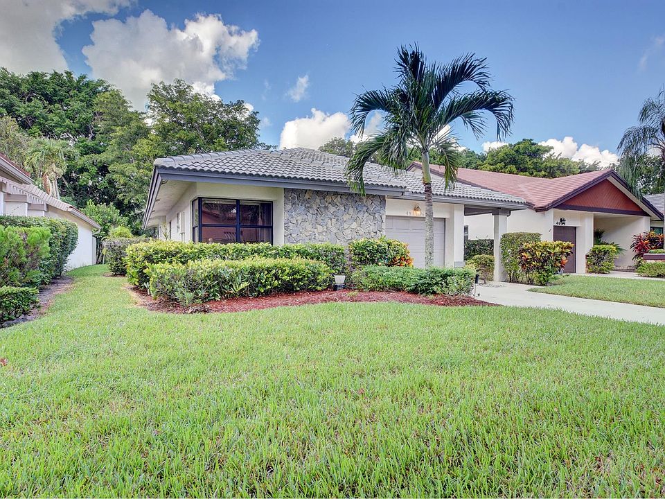1st image of 4996 Boxwood Cir
