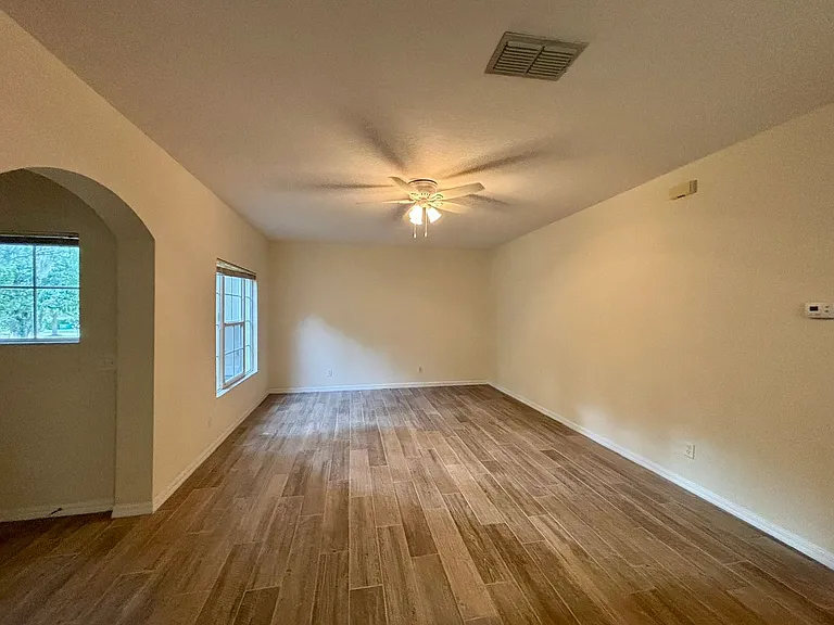 1107 Croton Pl — Photo 24