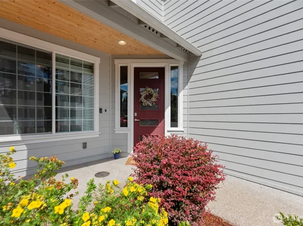 26029 242nd Place SE, Maple Valley, WA 98038