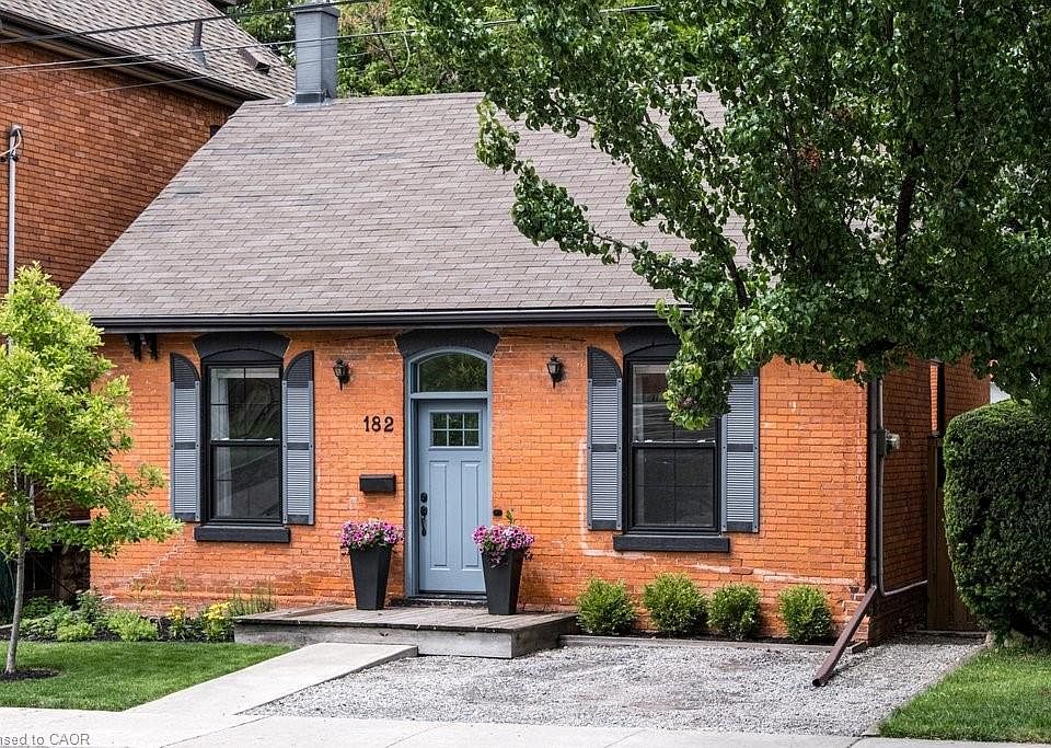 1st image of 182 Charlton Ave W