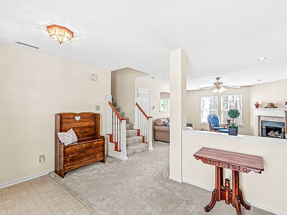 4th image of 177 Creekside Dr