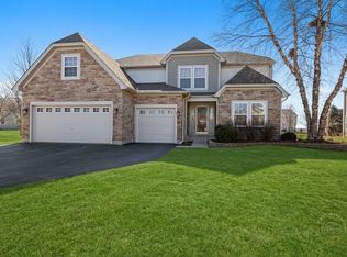 2518 Imgrund Rd, North Aurora, IL 60542