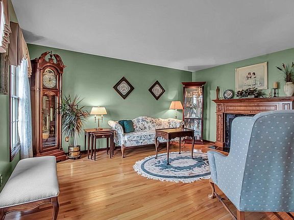 5th image of 8144 Driftwood Ct