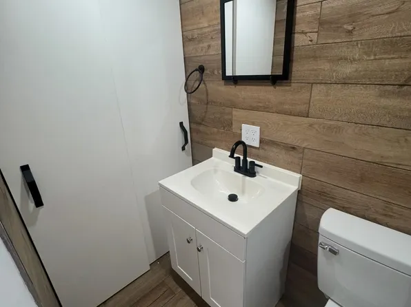 (undisclosed Address), Miami, FL 33184