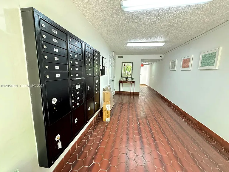 855 Euclid Ave #402 — Photo 26
