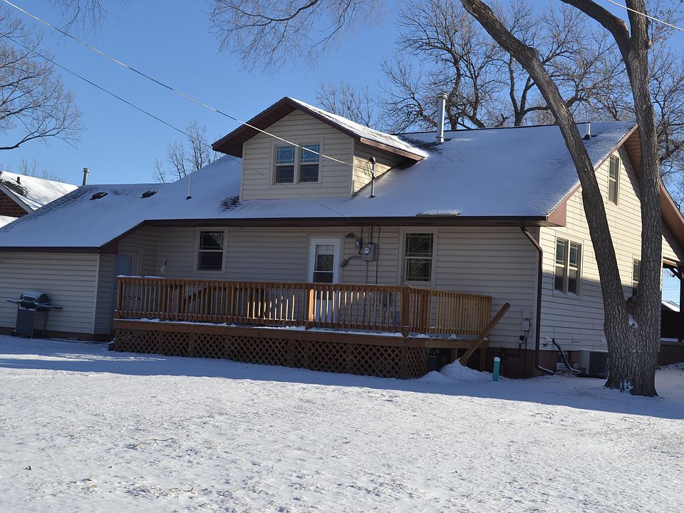2nd image of 341 4th St