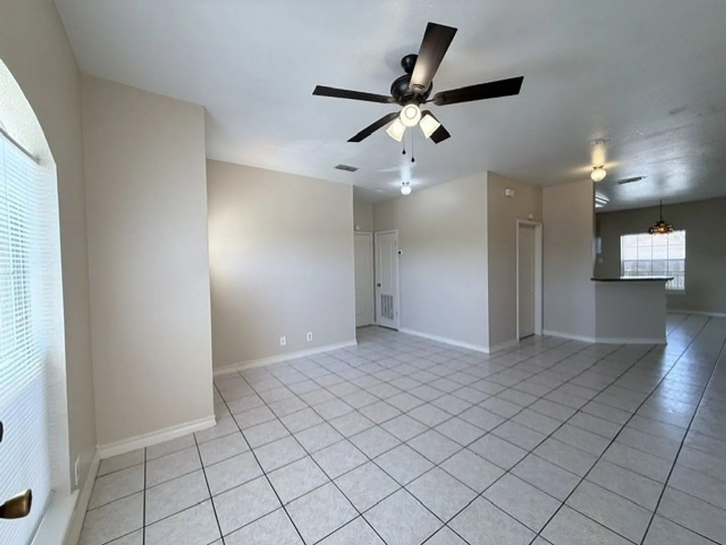 1420 Musser (Los Rincones Condos) — Photo 3