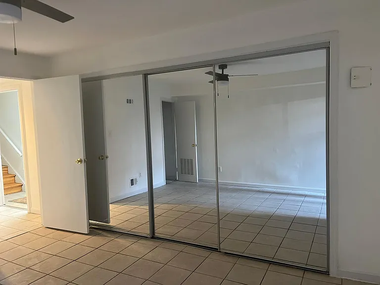 922 N Calvert St #BASEMENT — Photo 5
