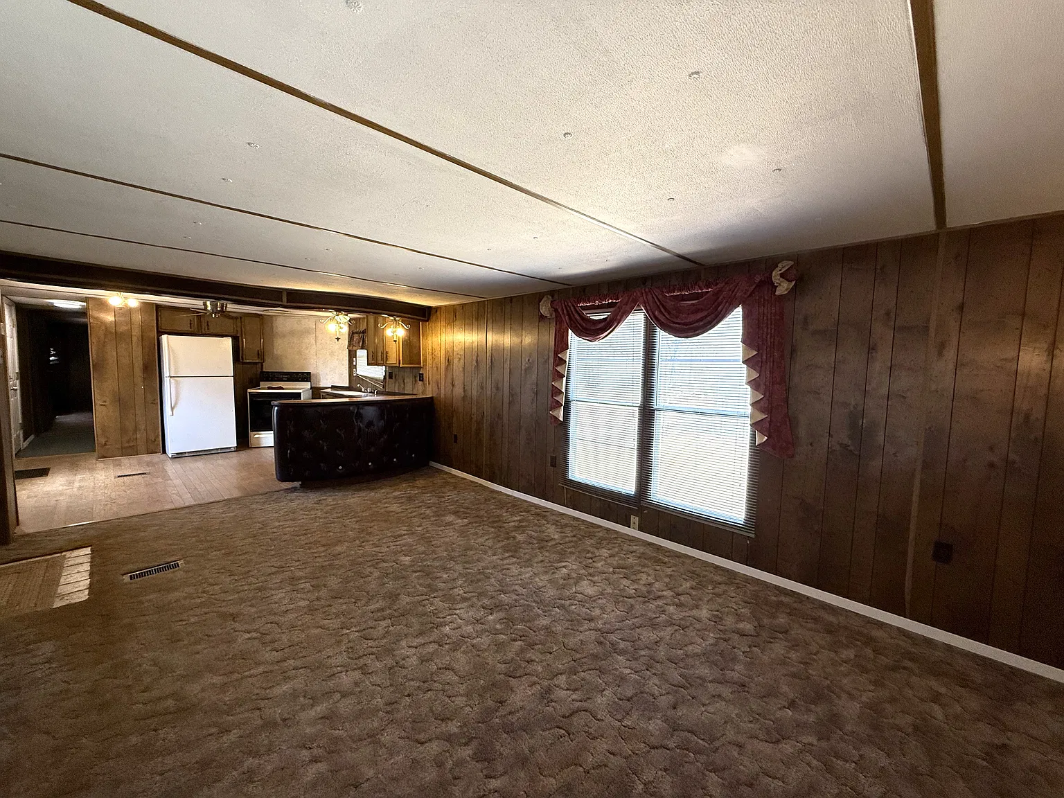 2 bed, 1100 sqft, $1,000 — Photo 2