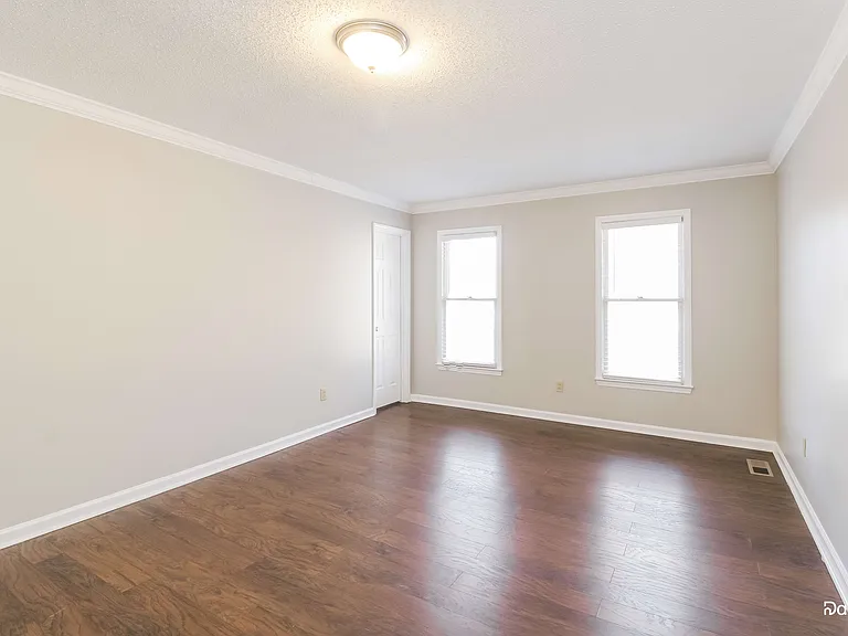 100 Buena Vista Ave — Photo 8
