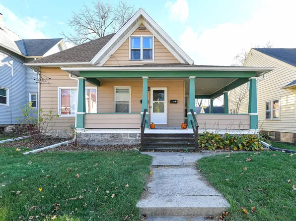 817 Arcadian AVENUE, Waukesha, WI 53186