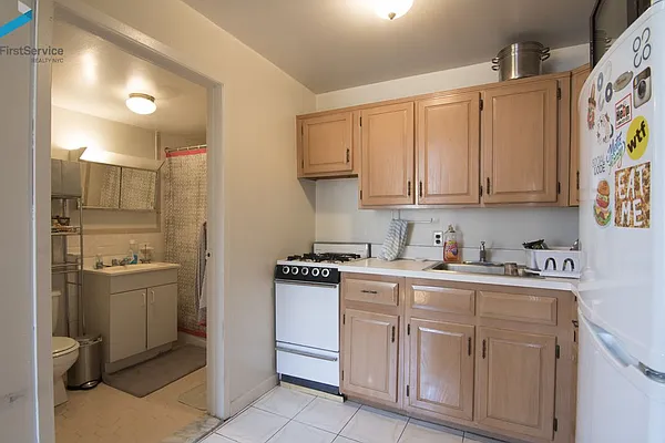 Rented by FirstService Realty (legacy) | media 16