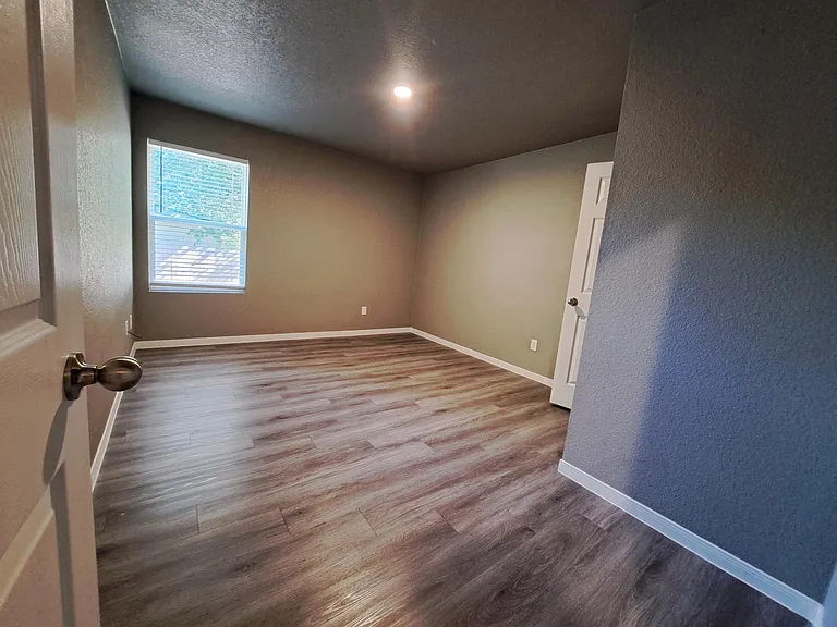 209 W Robin Ln #A — Photo 11