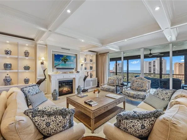 8787 Bay Colony DR #903, NAPLES, FL 34108