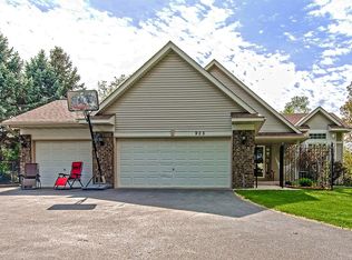 925 McKnight Rd S, Saint Paul, MN 55119