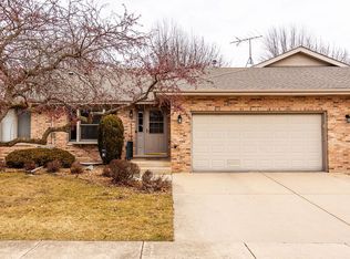 802 Eagle Creek Rd, Elwood, IL 60421